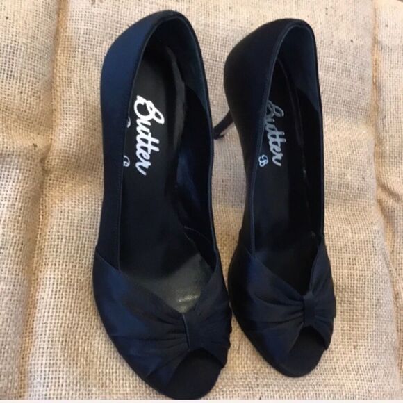 BUTTER FOR DIANE B SATIN SHOES.  NEW - Picture 5 of 7